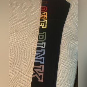 PINK Victoria's Secret Black Leggings with Multicolor LOVE Print